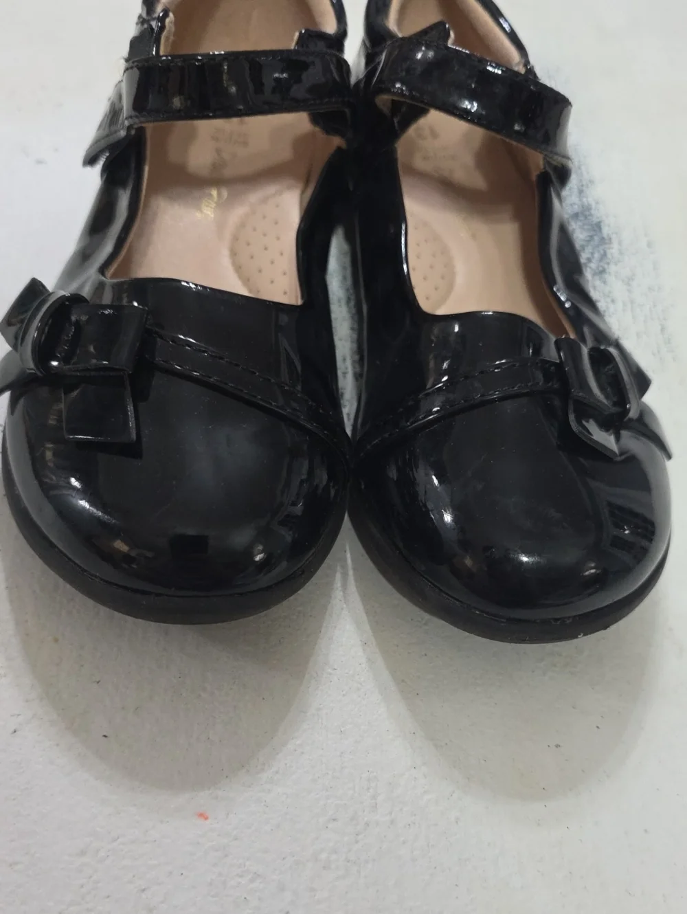 Dream Pairs Girls Glossy Black Dress Shoes Hook&Loop MINOR SCUFFING Sz 13 READ